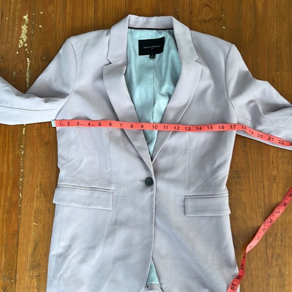 Banana Republic one button padded shoulder blazer - Picture 7 of 8